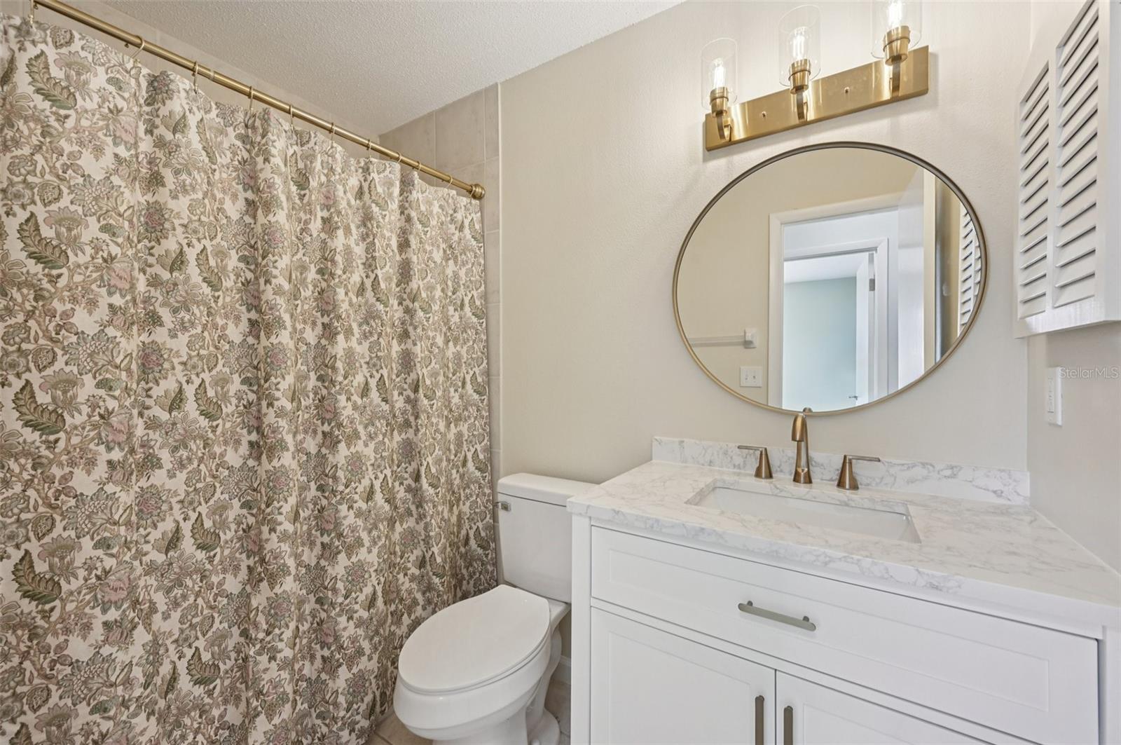 Image 16 of 47 For 744 Avenida Estancia  142