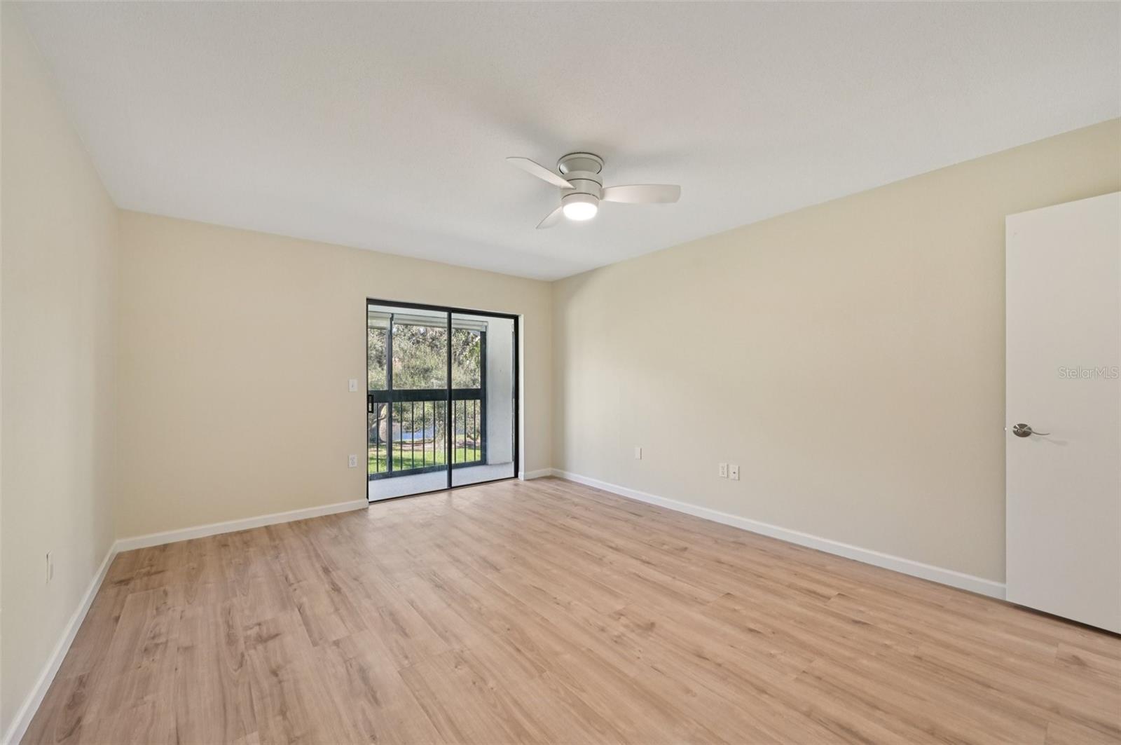 Image 24 of 47 For 744 Avenida Estancia  142