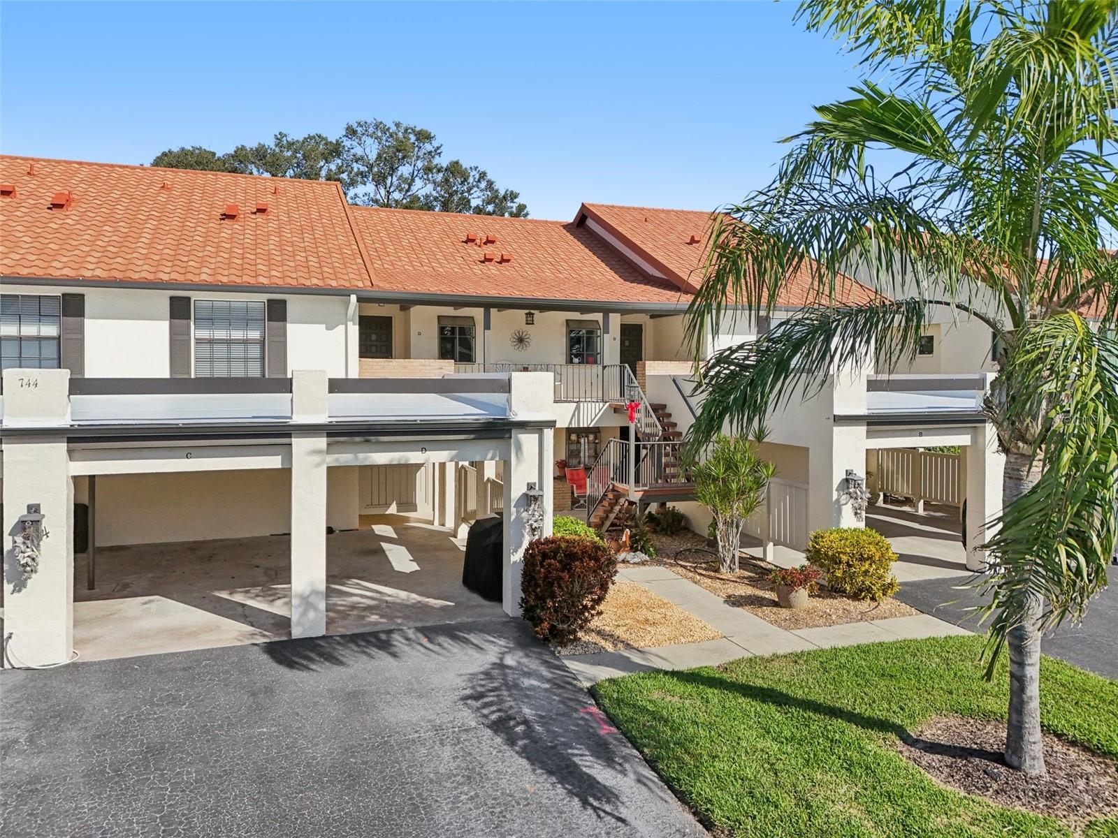 Image 36 of 47 For 744 Avenida Estancia  142