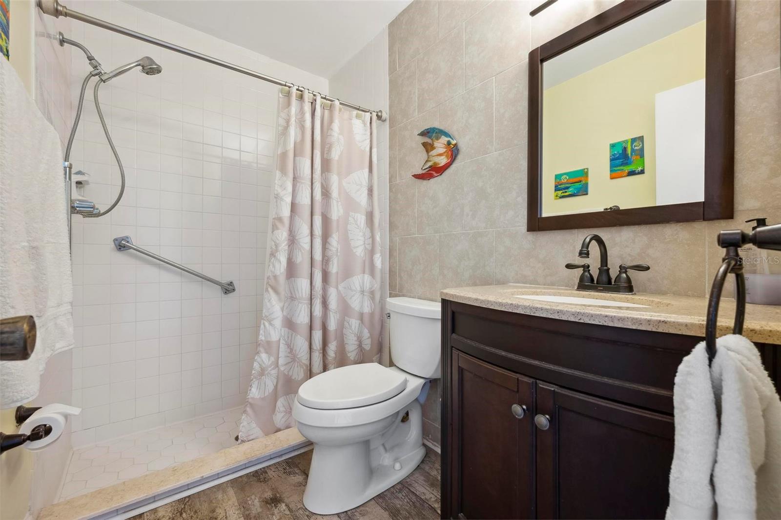 Image 19 of 41 For 3859 Catalina Drive