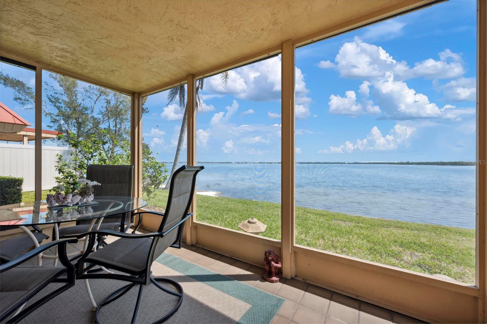 Image 4 of 41 For 3859 Catalina Drive