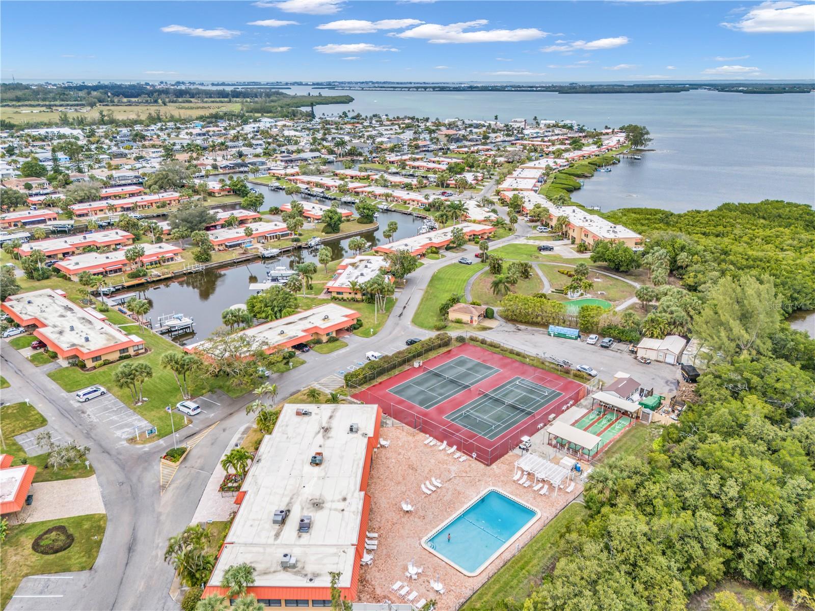 Image 40 of 41 For 3859 Catalina Drive