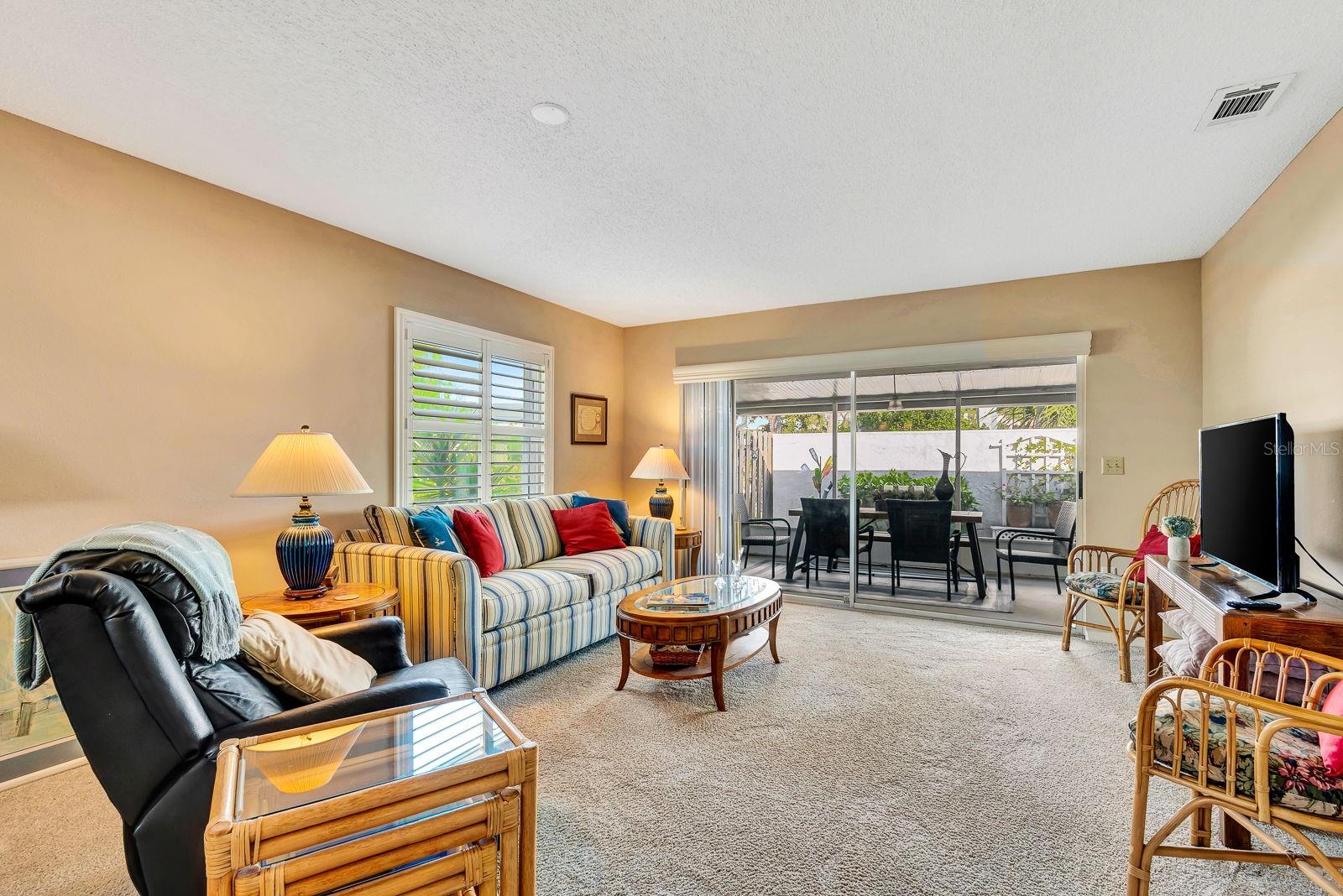 Image 18 of 45 For 9421 Kingston Drive