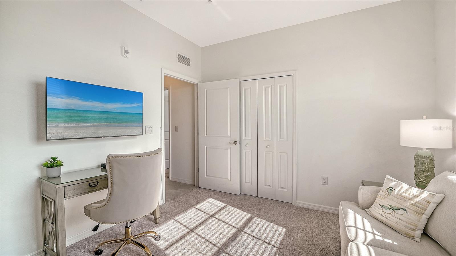 Image 34 of 82 For 12180 Wellen Golf Street 308