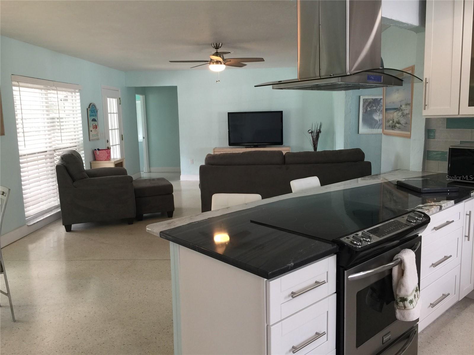 Image 7 of 20 For 7429 Broughton Street