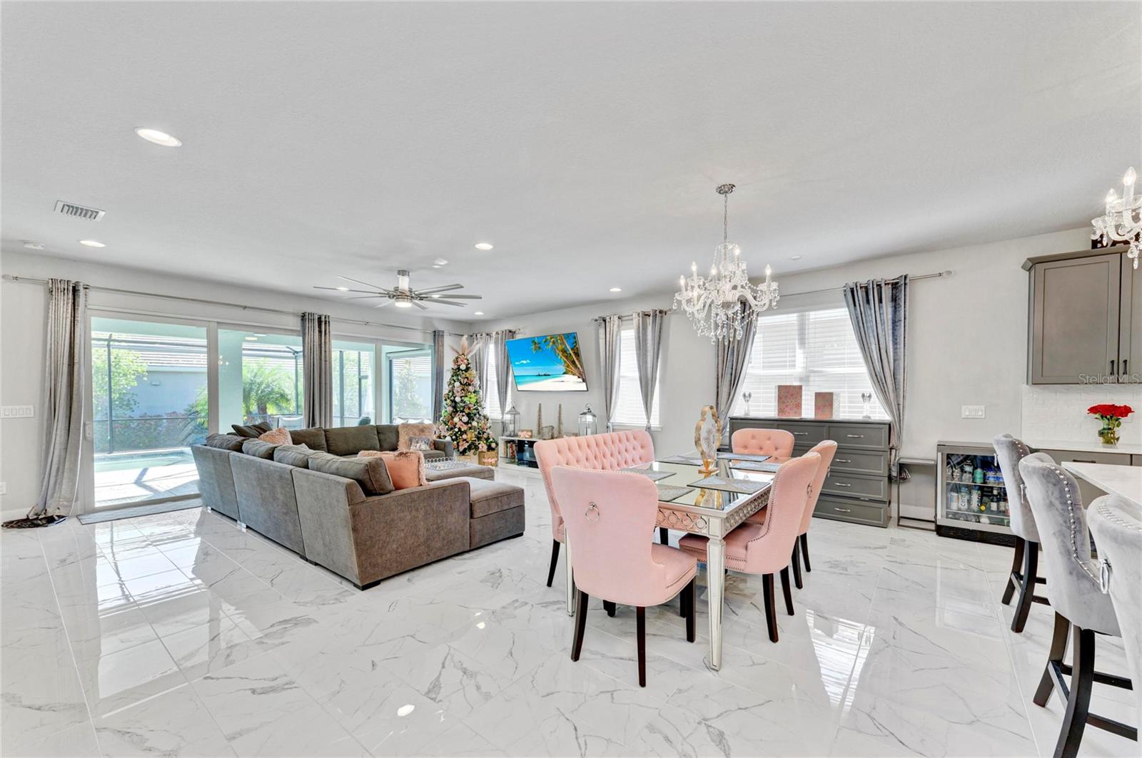 Image 17 of 62 For 5632 Long Shore Loop