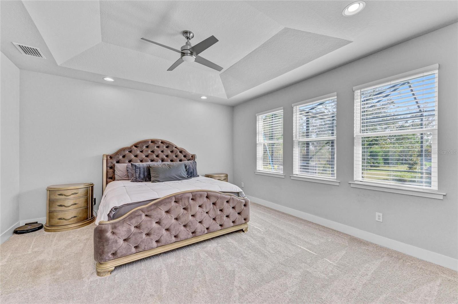 Image 22 of 62 For 5632 Long Shore Loop