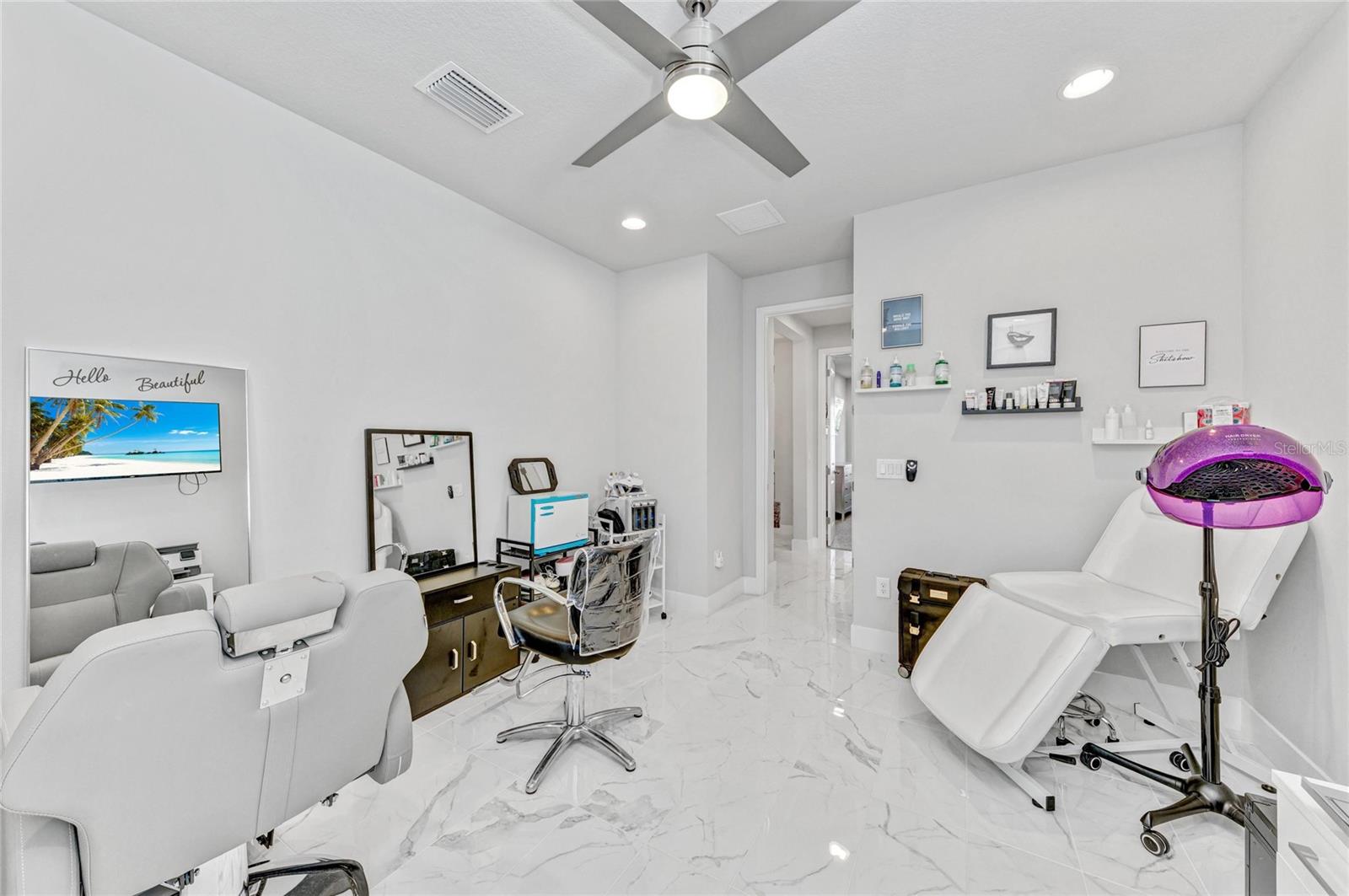 Image 35 of 62 For 5632 Long Shore Loop