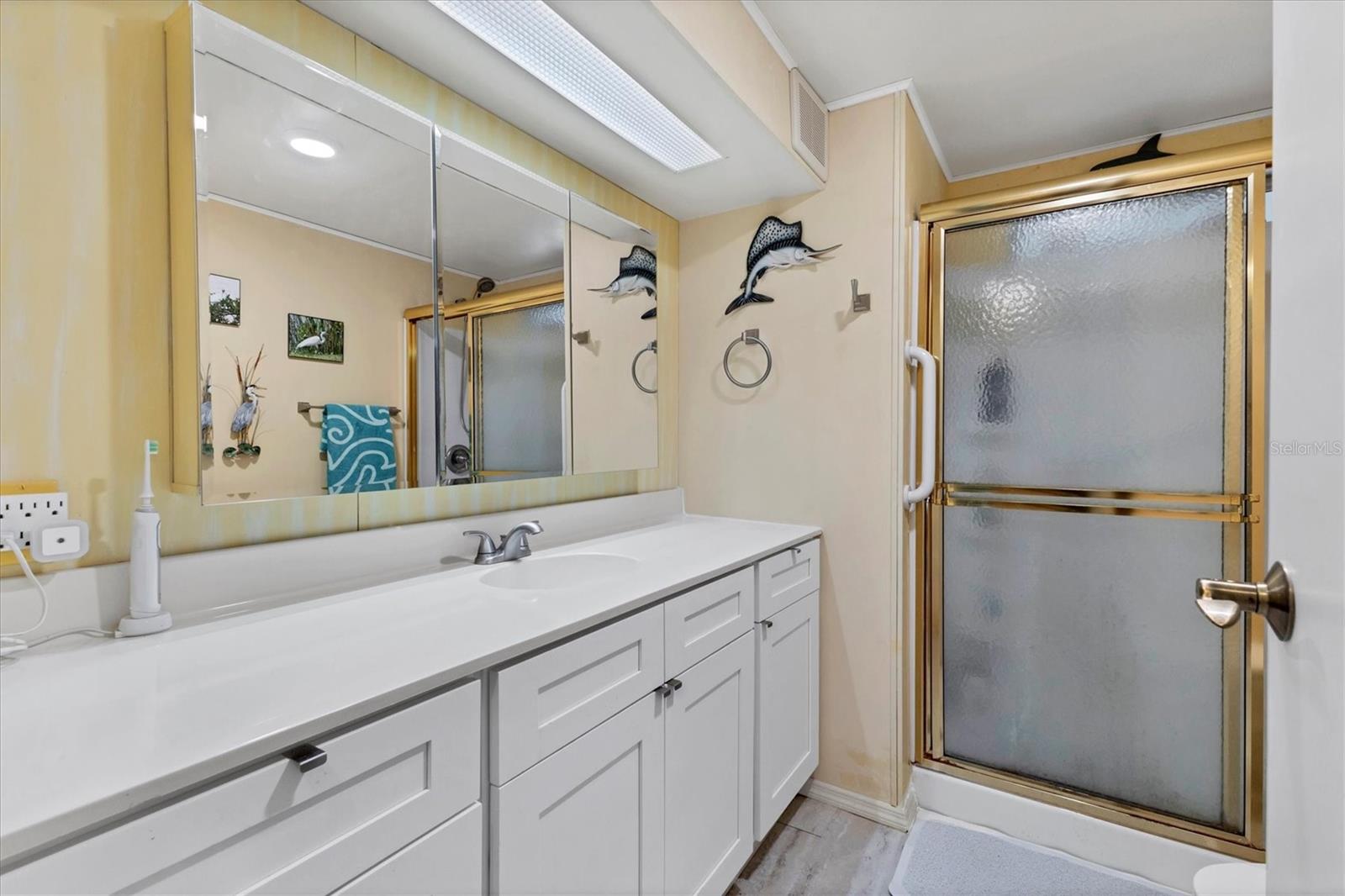 Image 19 of 46 For 4532 12th Street Court E