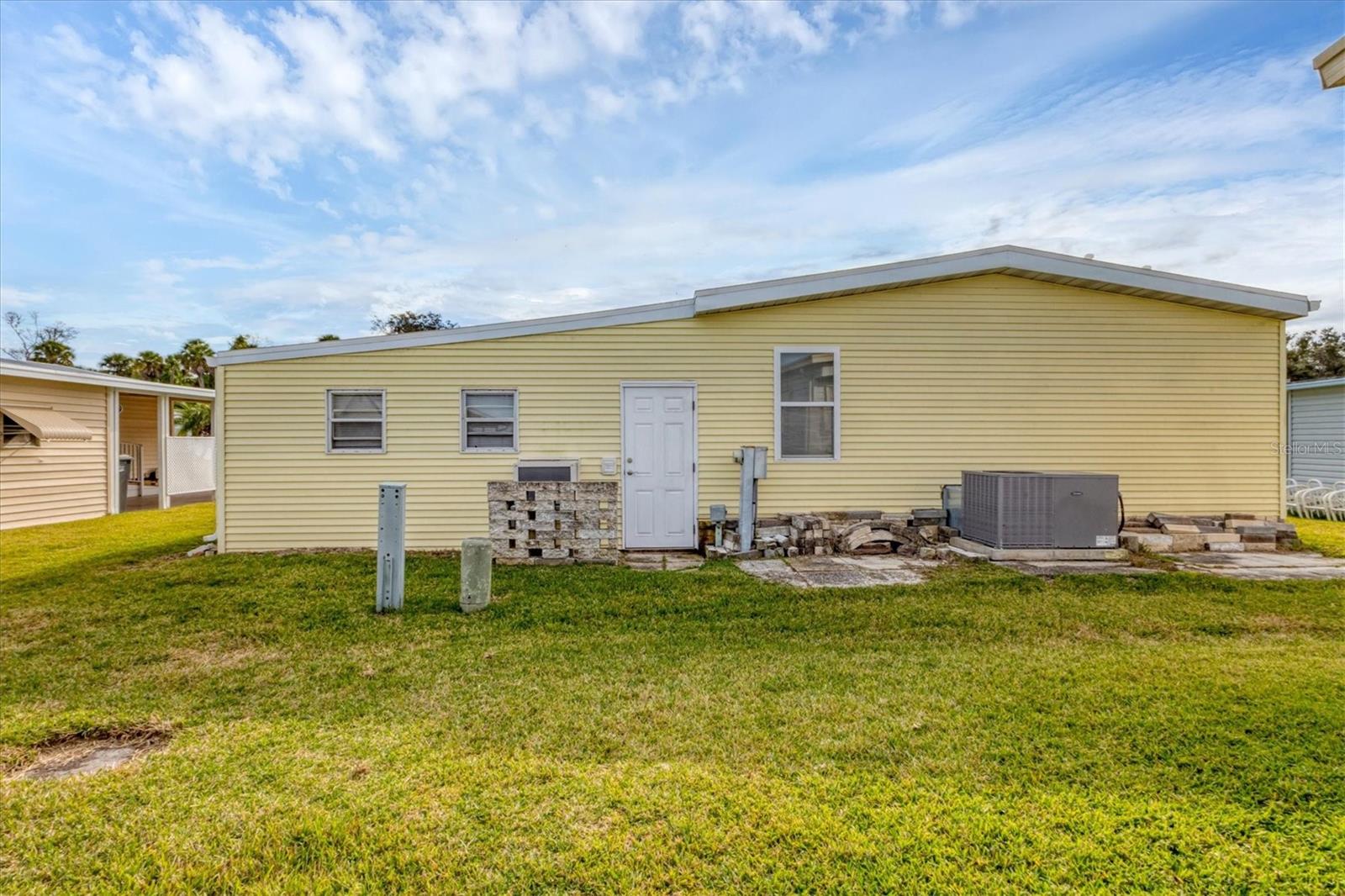 Image 23 of 46 For 4532 12th Street Court E