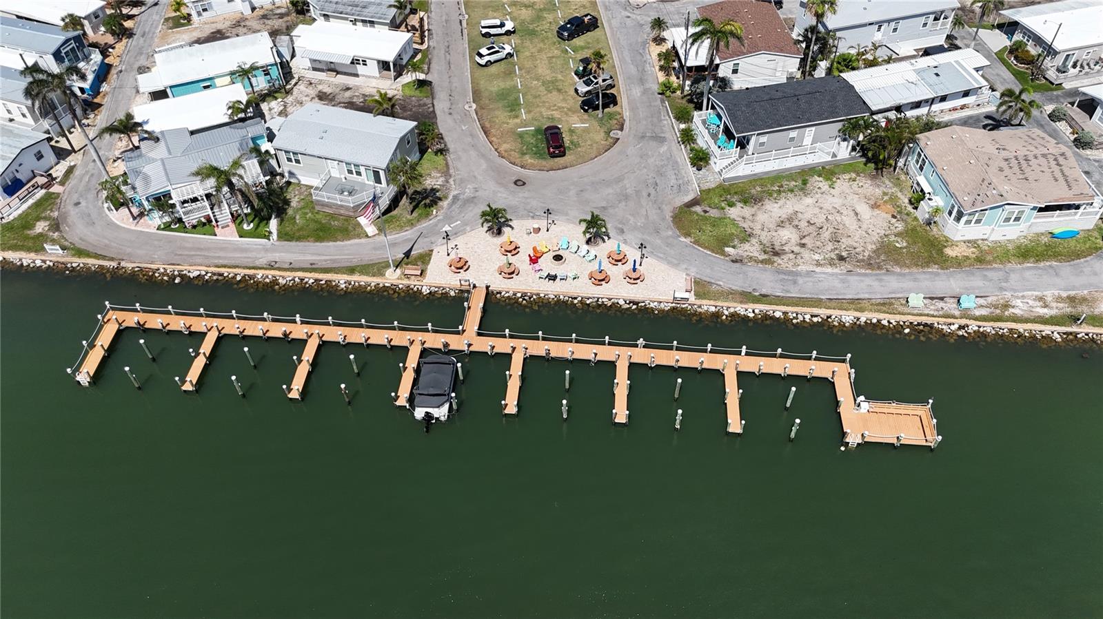 Image 20 of 30 For 2601 Gulf Drive N 611