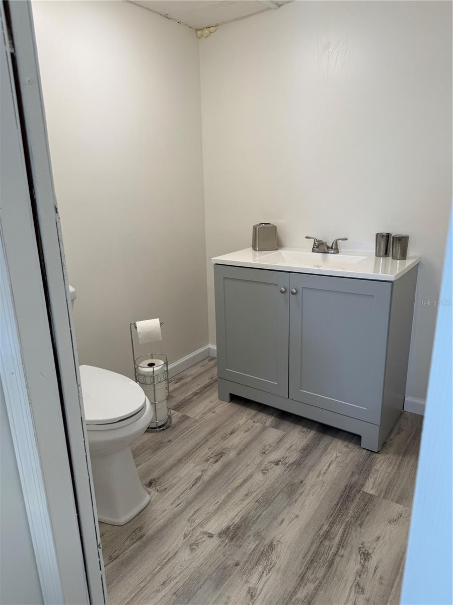 Image 6 of 30 For 2601 Gulf Drive N 611