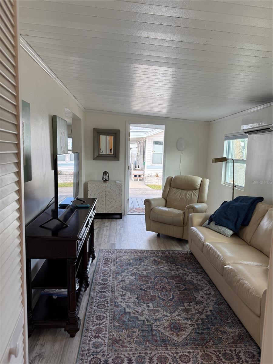 Image 8 of 30 For 2601 Gulf Drive N 611