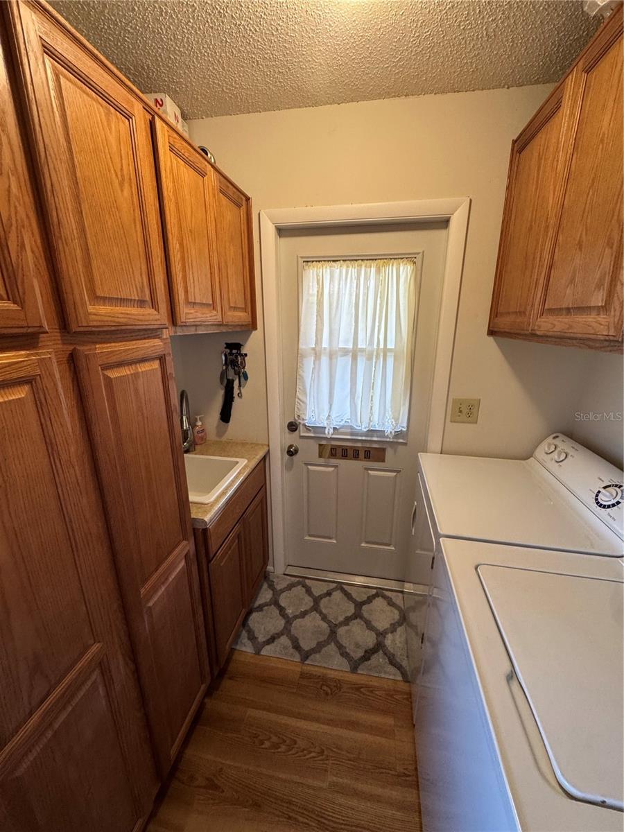 Image 40 of 53 For 6418 Bowdoin Place 6418