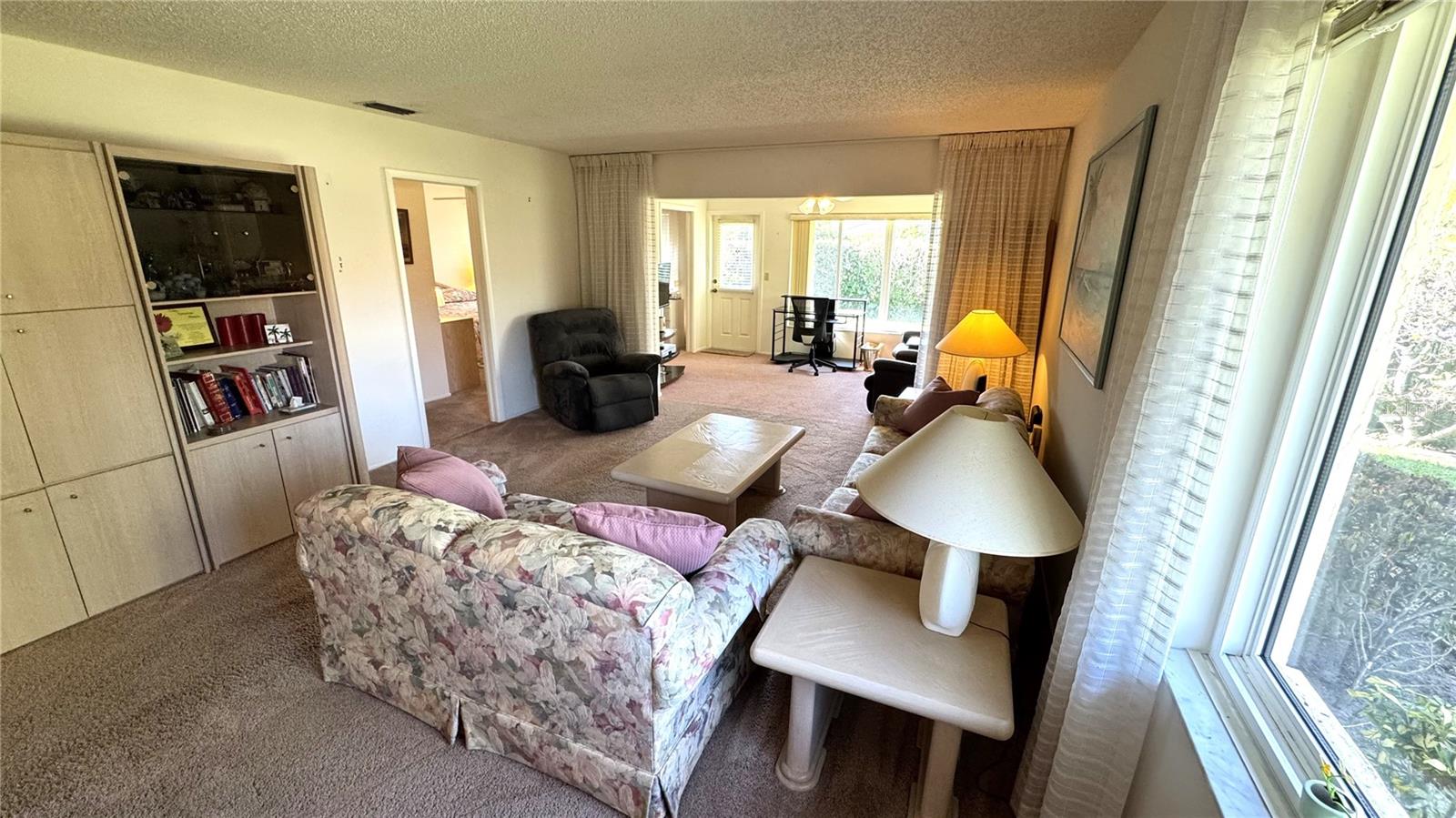 Image 8 of 53 For 6418 Bowdoin Place 6418