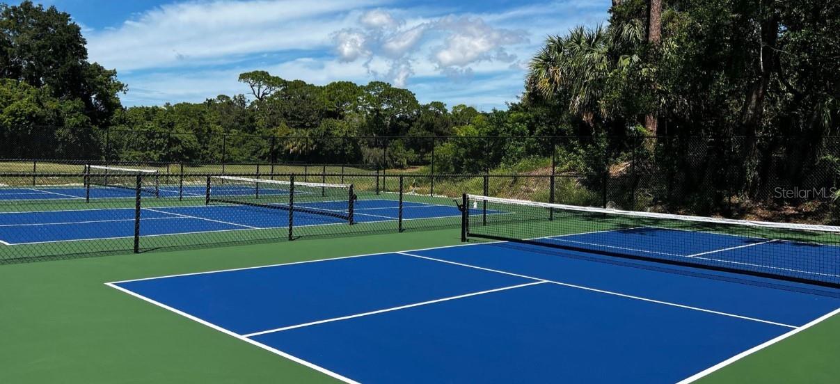 Image 18 of 20 For 1614 Sandhill Court