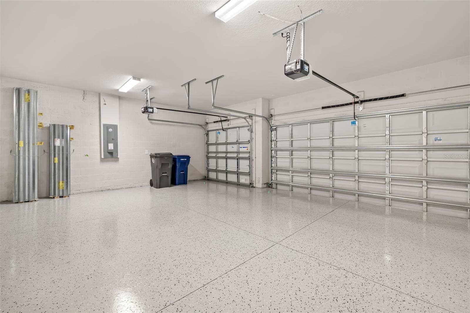 Image 14 of 40 For 17107 James Trail