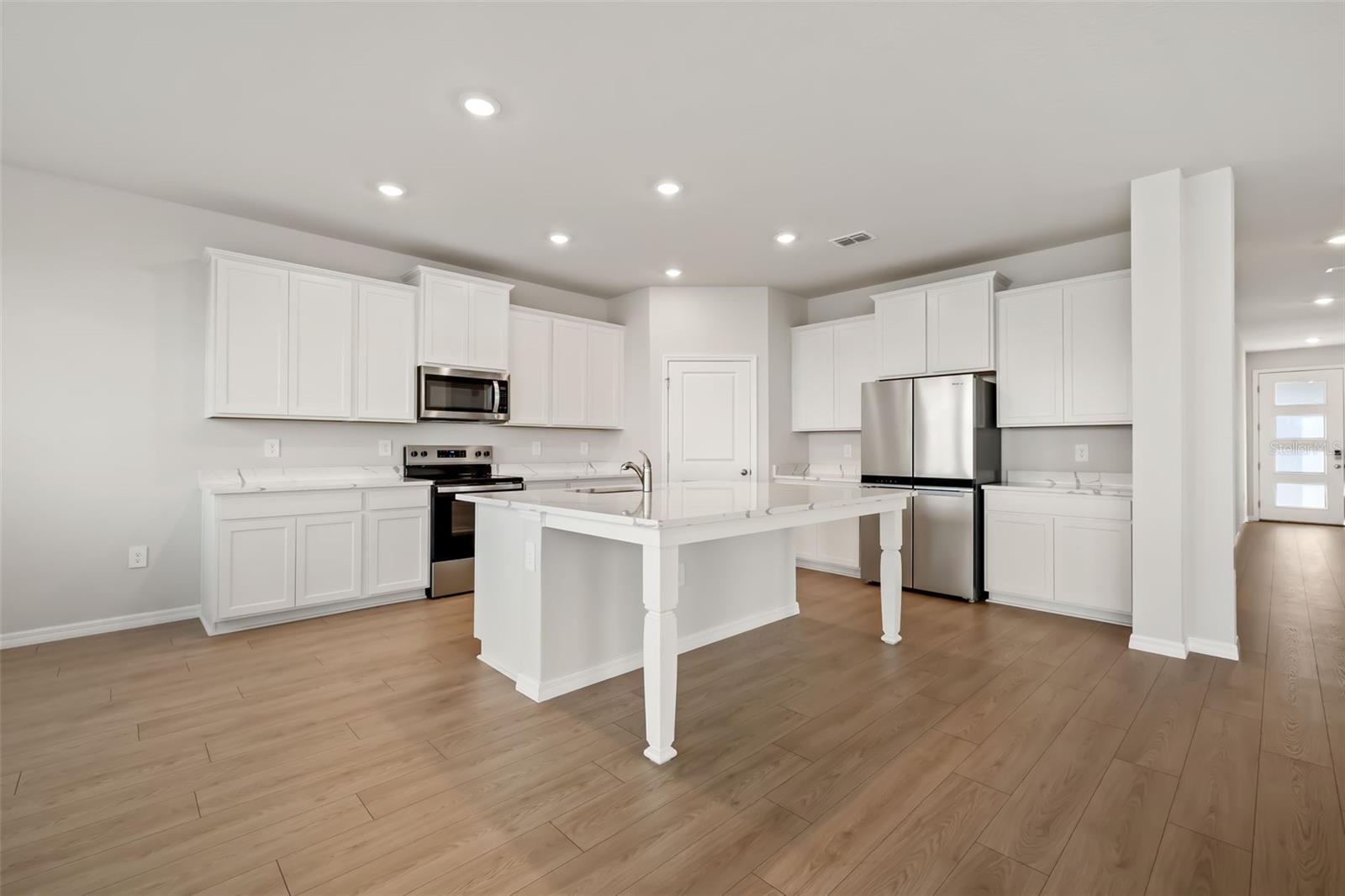 Image 37 of 40 For 17107 James Trail