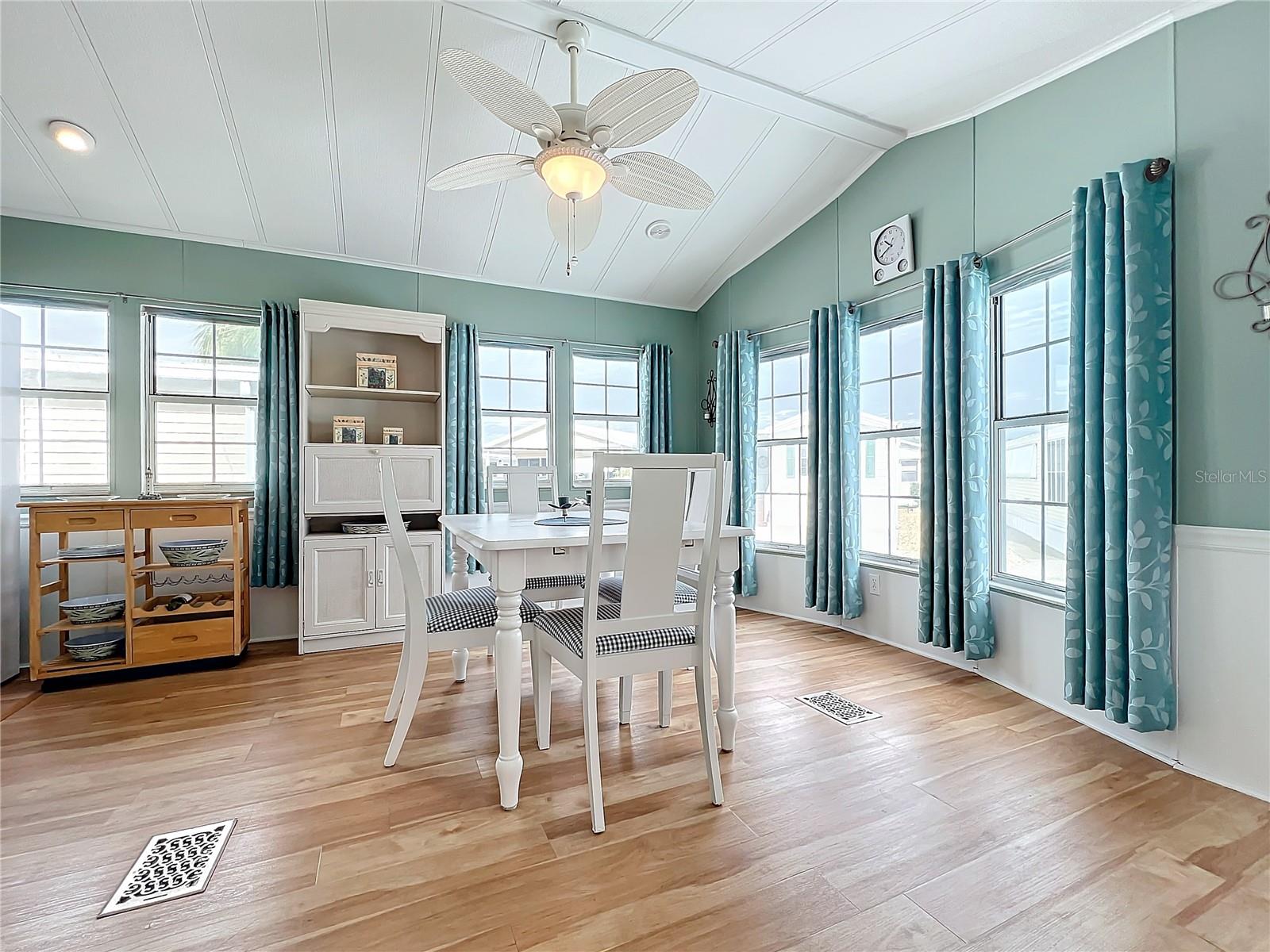 Image 12 of 44 For 3333 26th Avenue E 1241