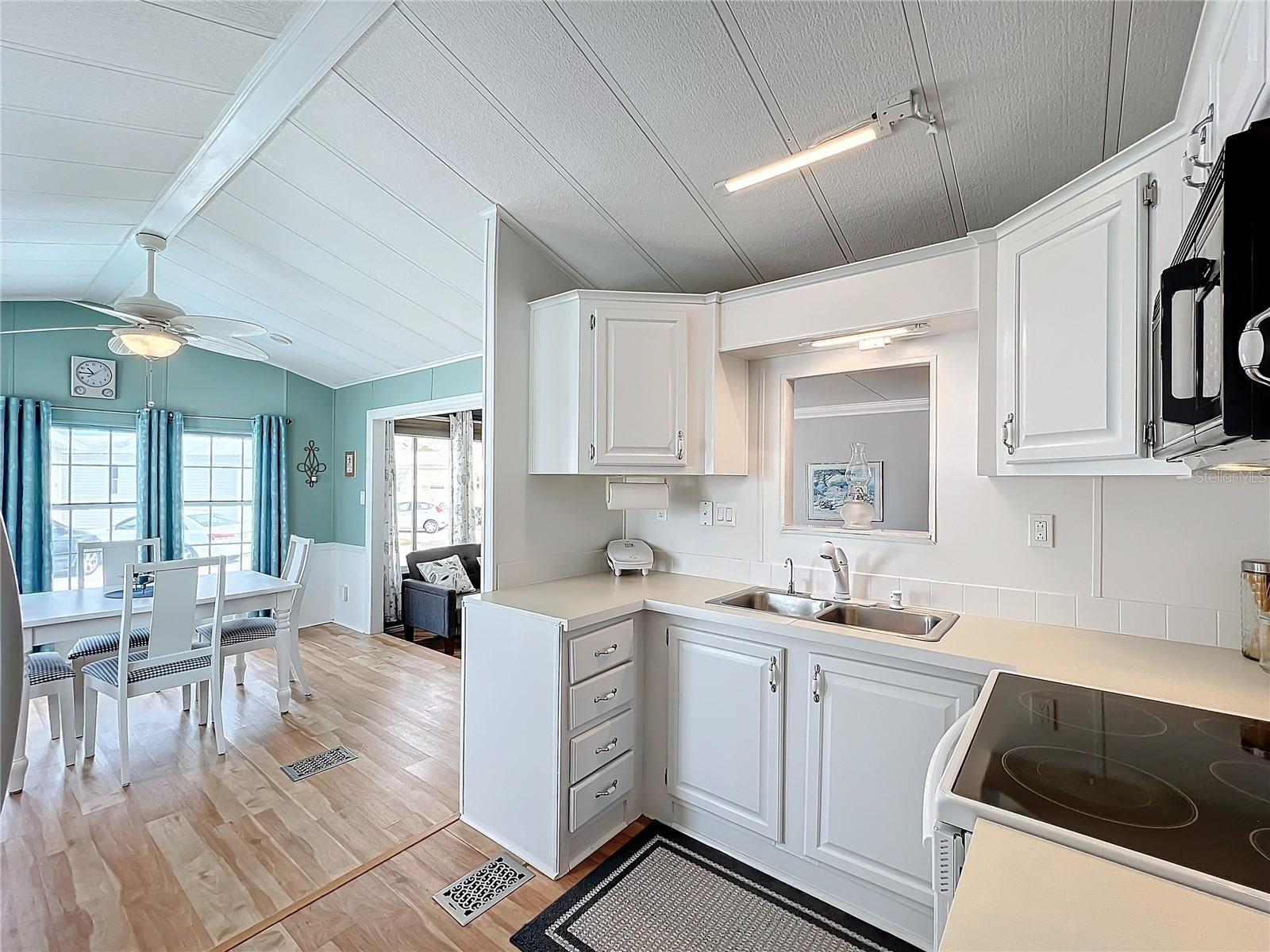 Image 13 of 44 For 3333 26th Avenue E 1241