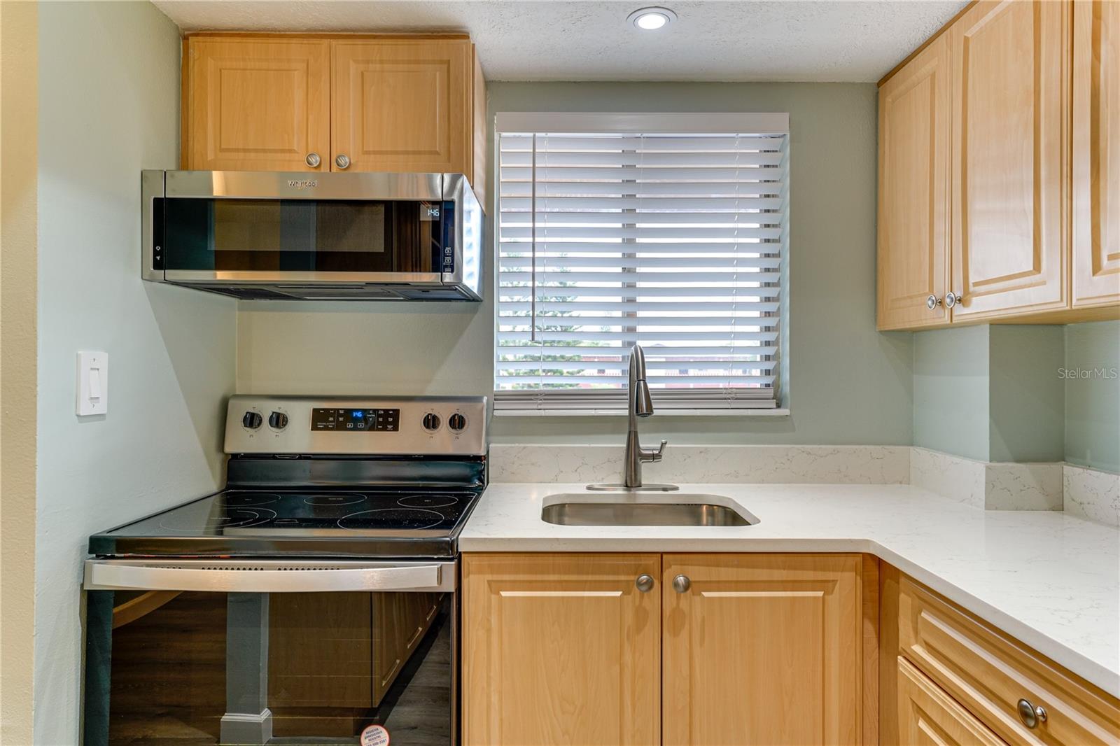 Image 8 of 29 For 4242 Heron Way B323