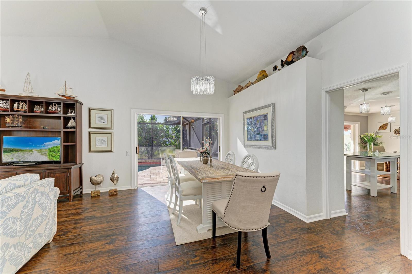 Image 14 of 74 For 4907 Kilty Court E