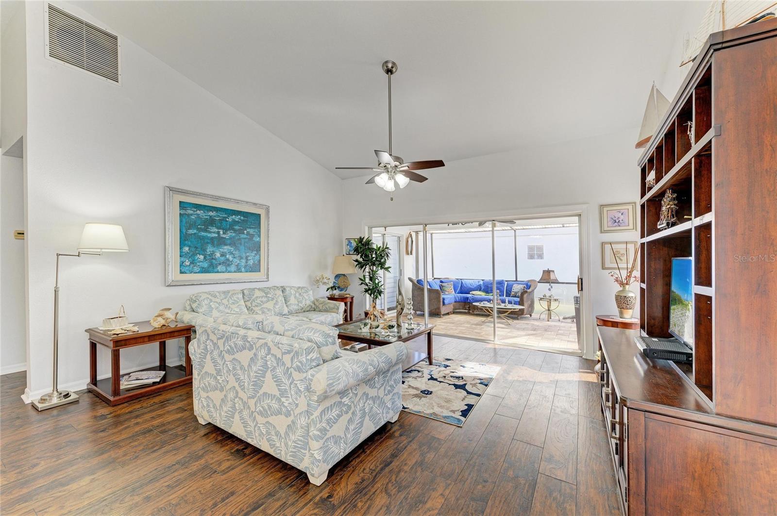 Image 16 of 74 For 4907 Kilty Court E