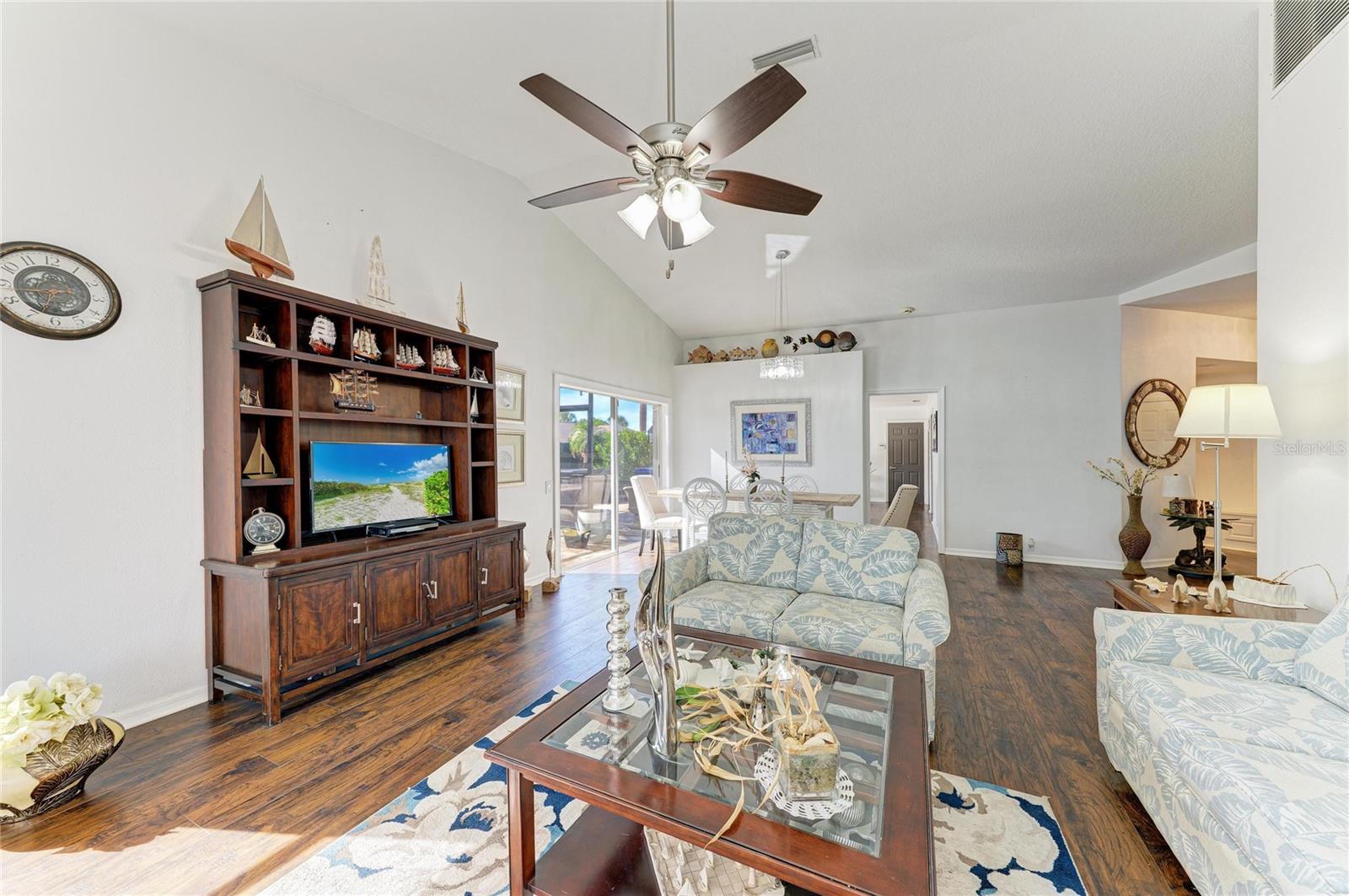 Image 19 of 74 For 4907 Kilty Court E