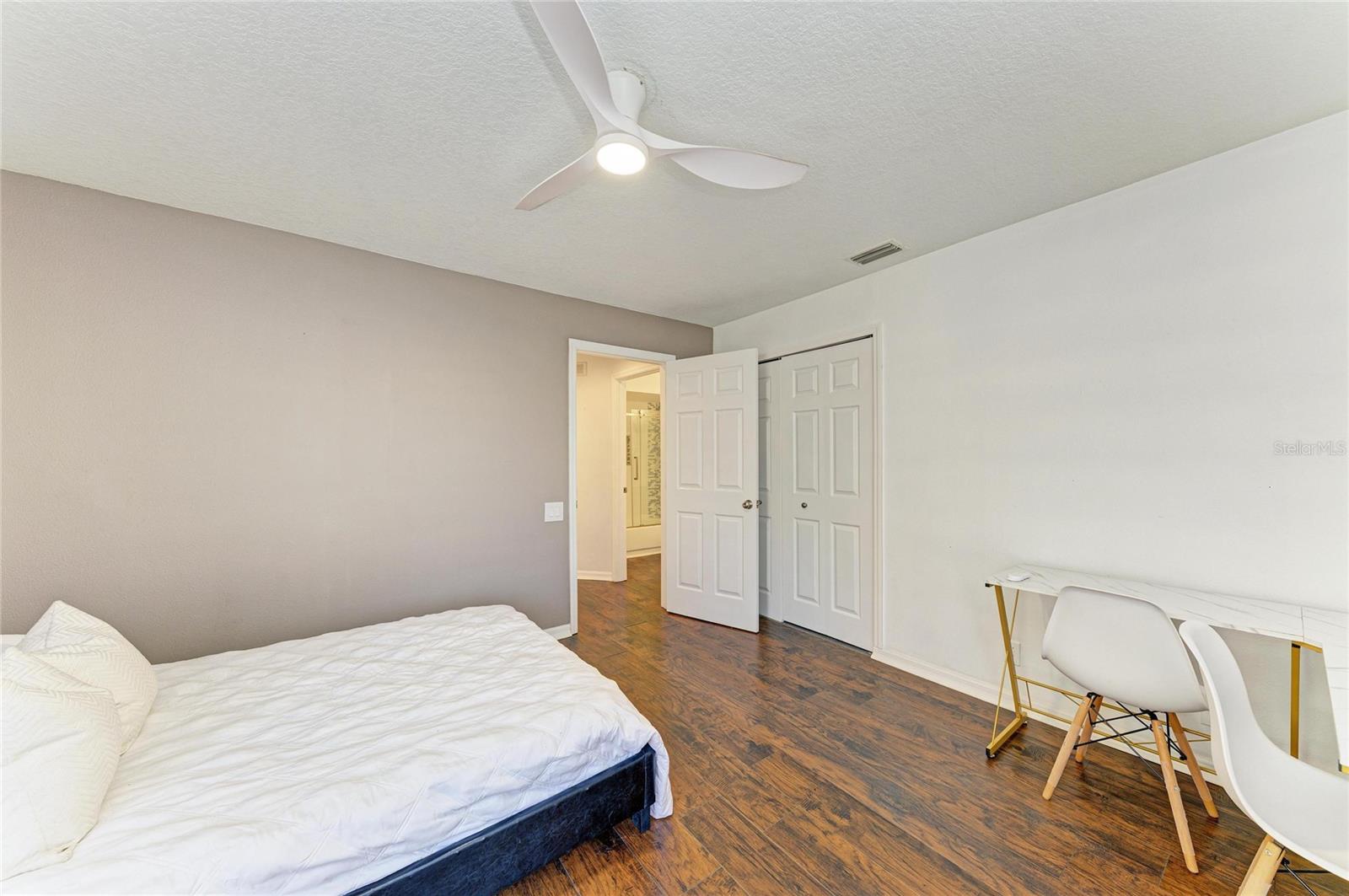 Image 41 of 74 For 4907 Kilty Court E