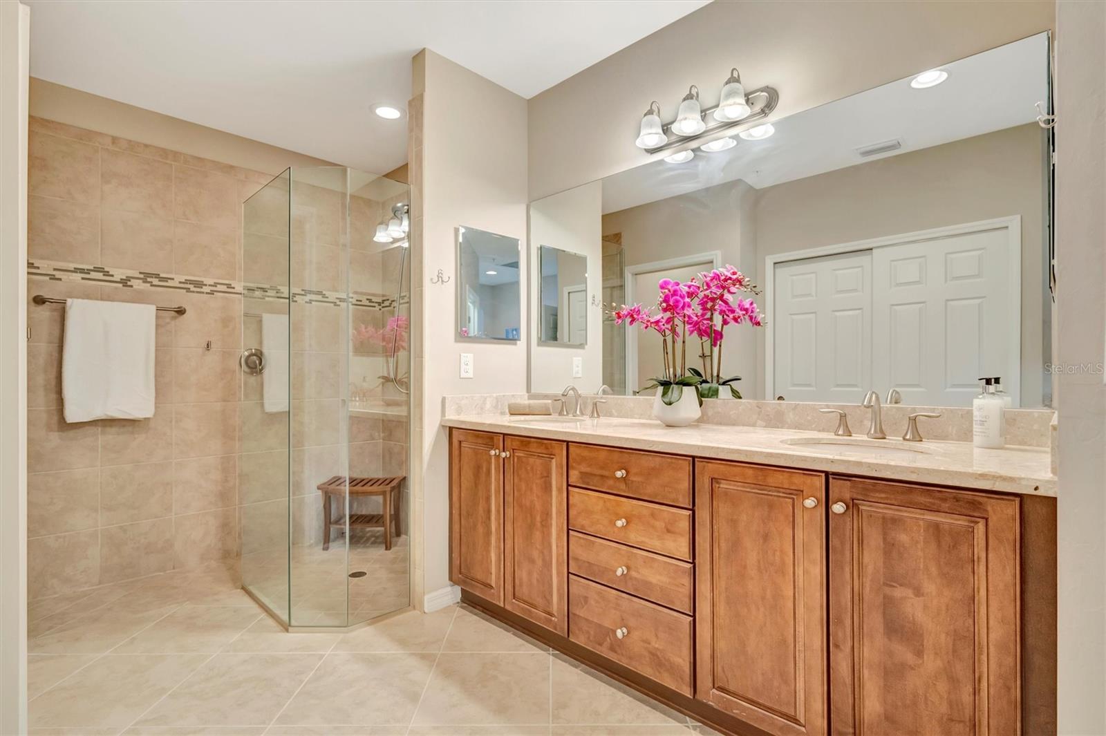 Image 10 of 83 For 1005 Riverscape Street