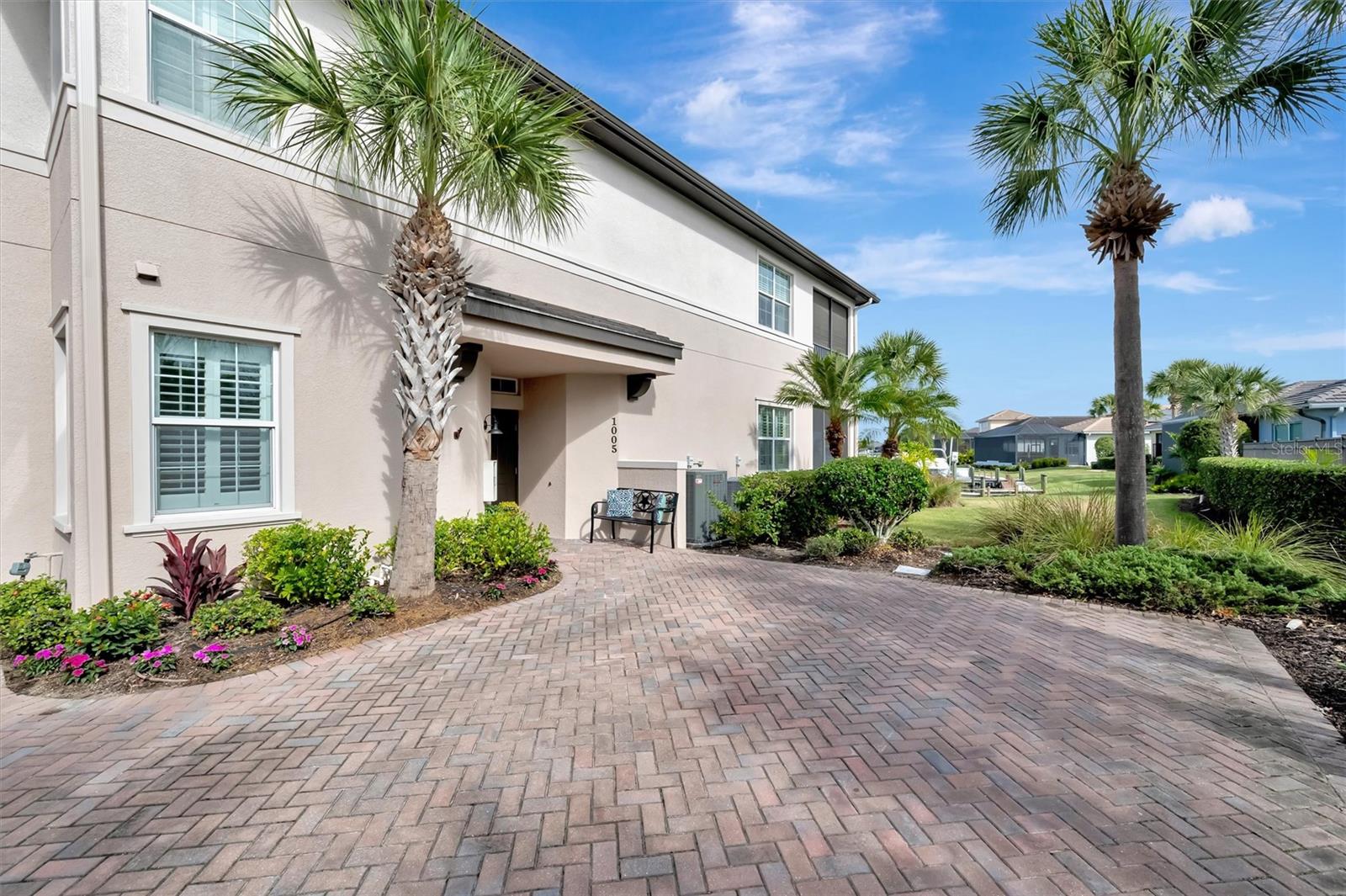 Image 14 of 83 For 1005 Riverscape Street