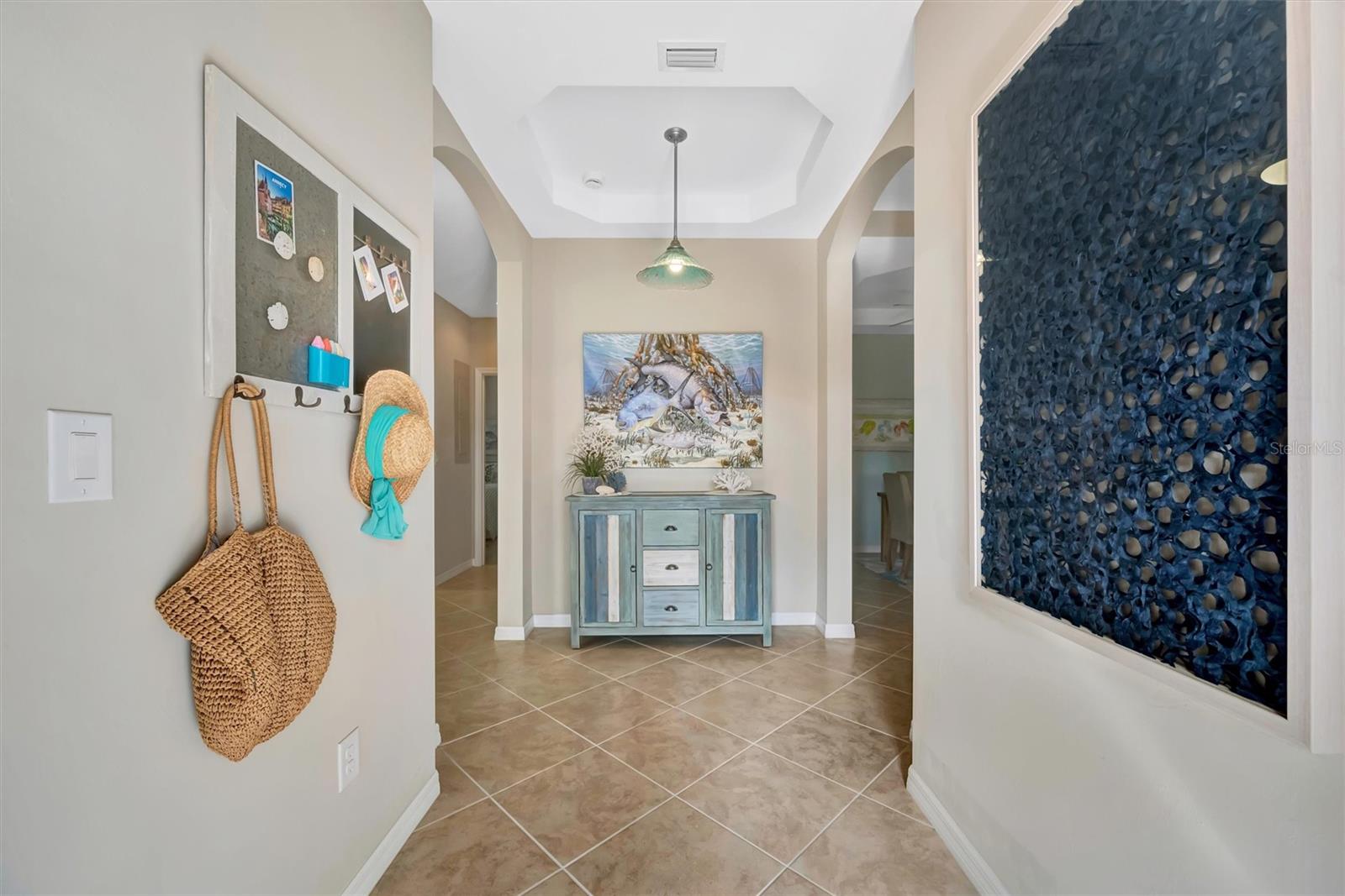 Image 26 of 83 For 1005 Riverscape Street