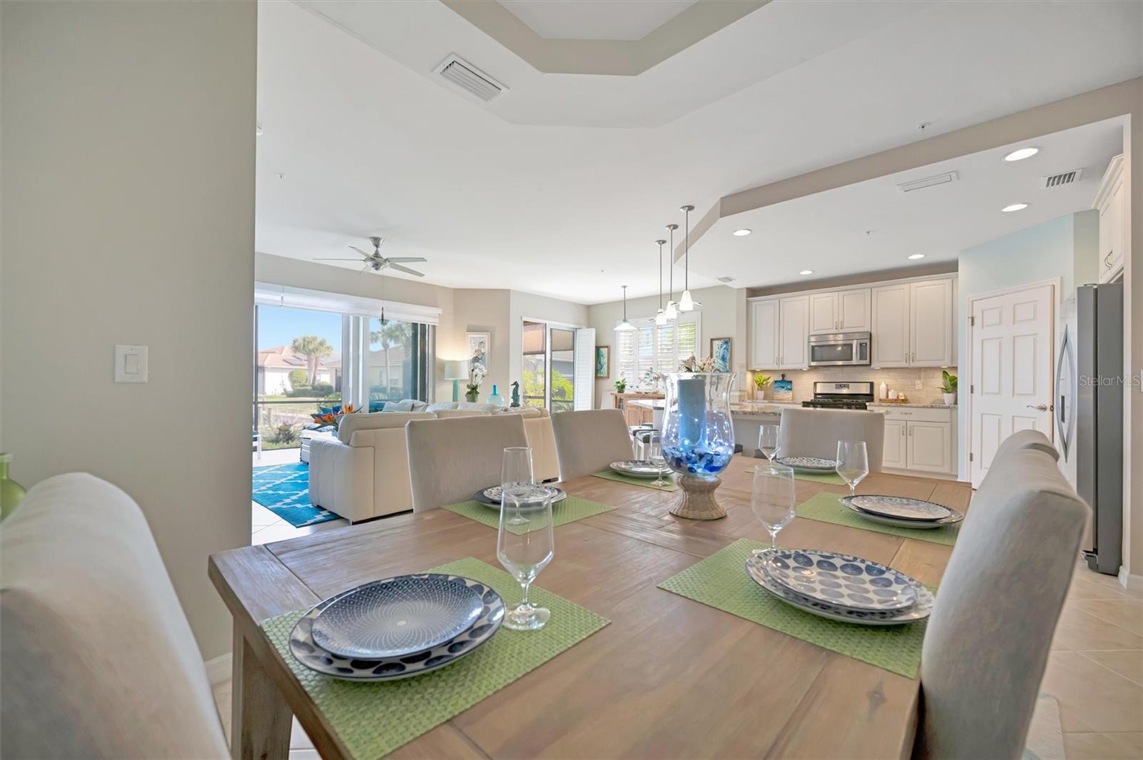 Image 5 of 83 For 1005 Riverscape Street