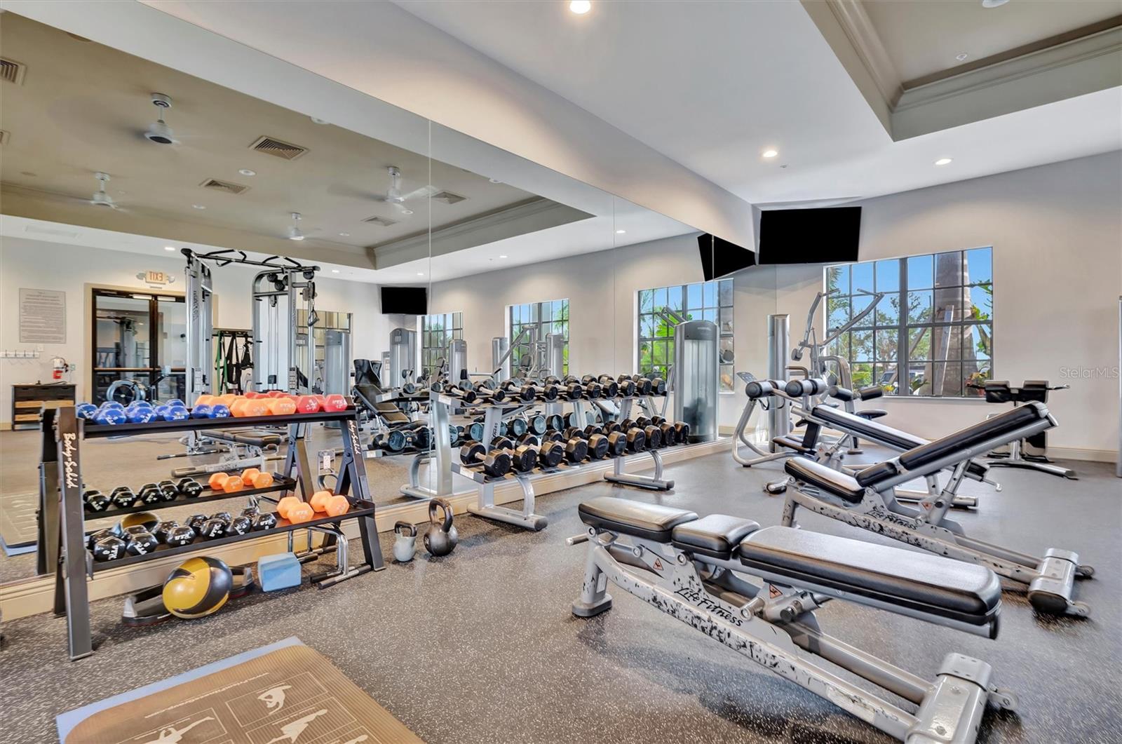 Image 77 of 83 For 1005 Riverscape Street