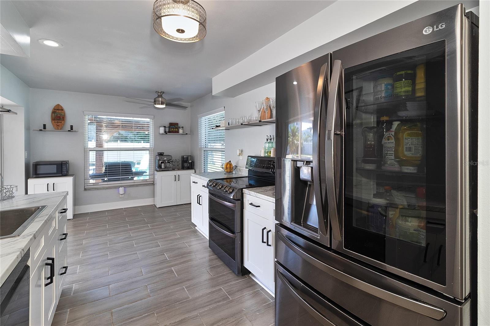 Image 11 of 38 For 2376 Armour Drive