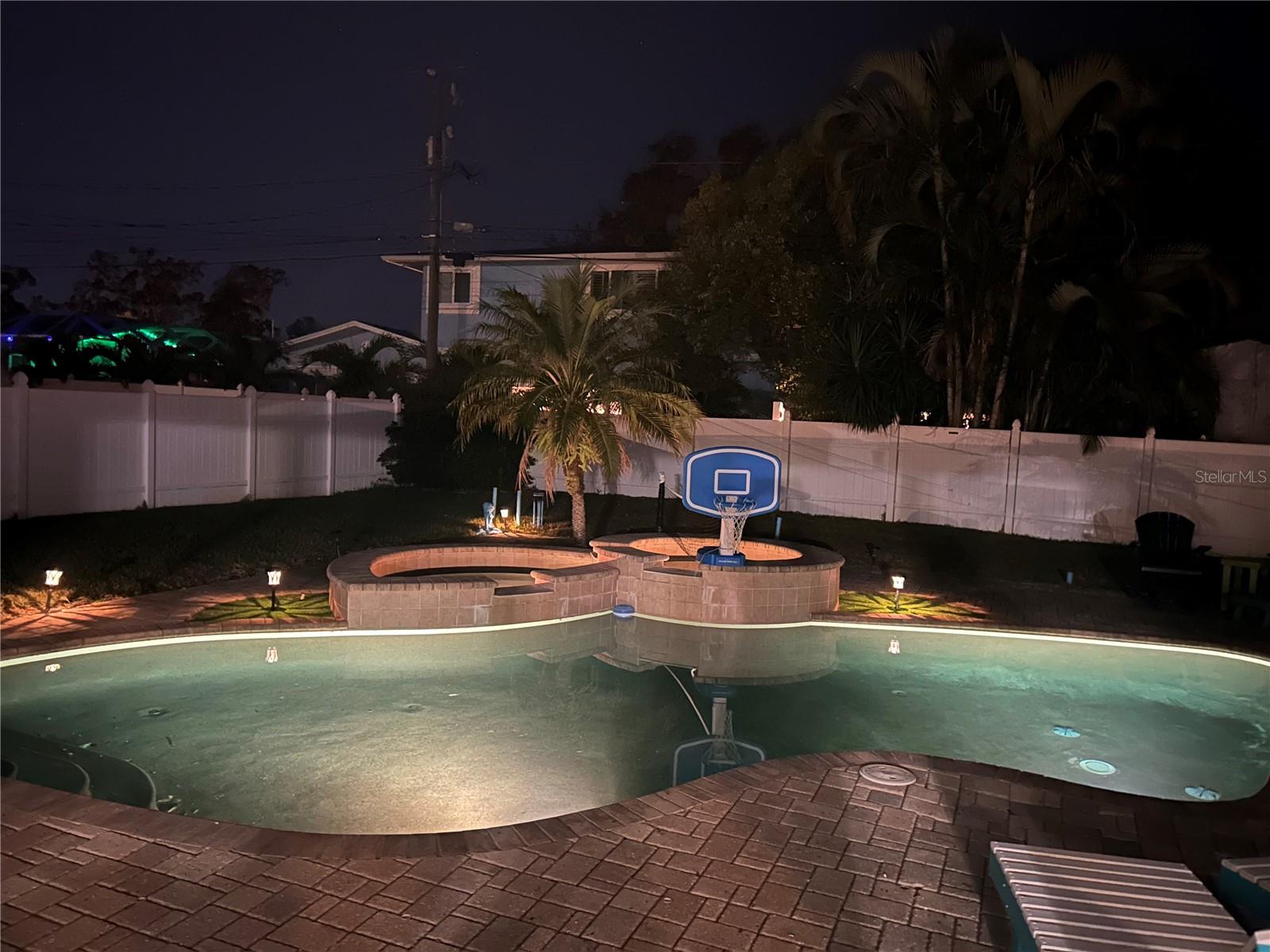 Image 27 of 38 For 2376 Armour Drive