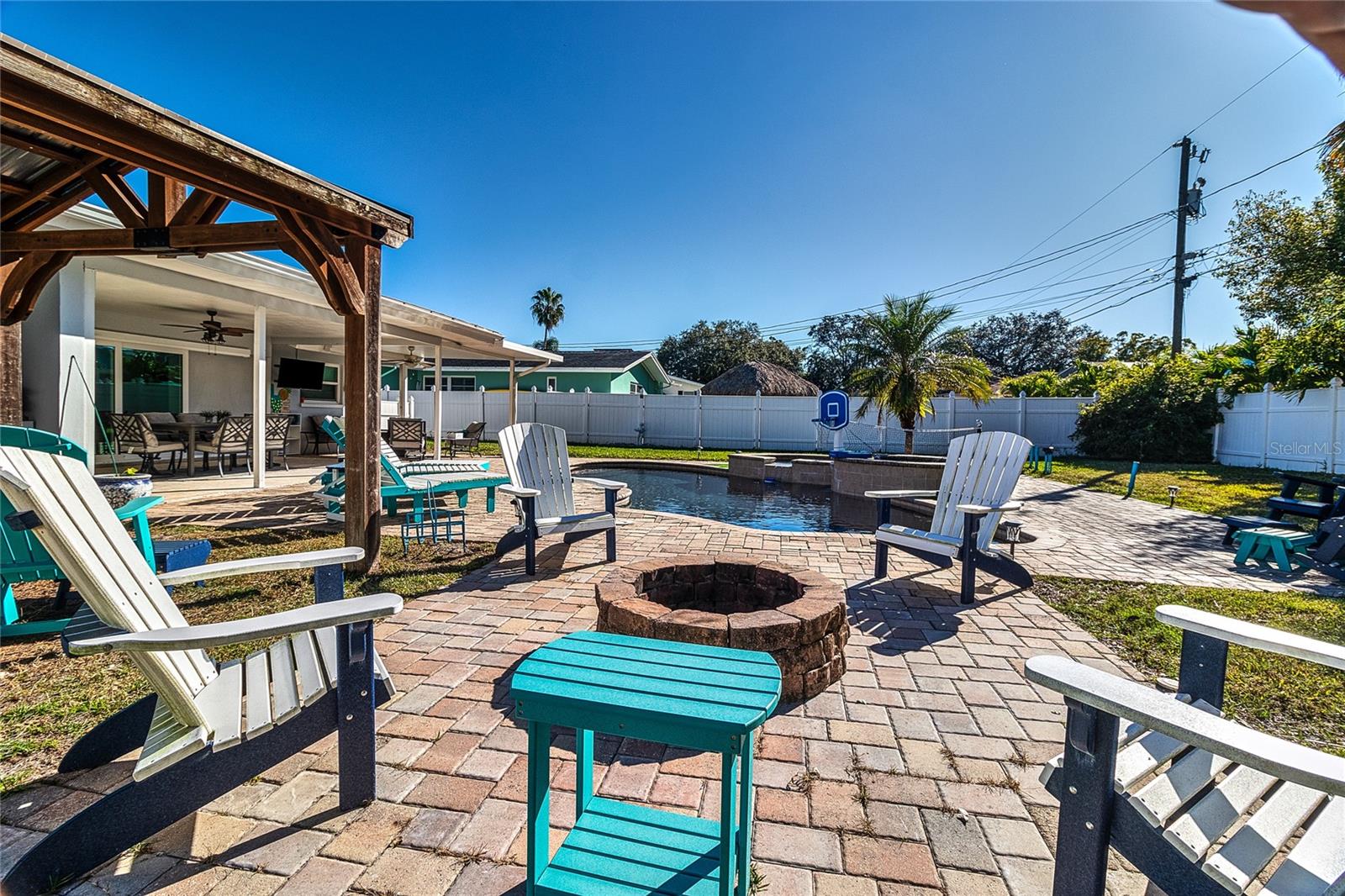 Image 29 of 38 For 2376 Armour Drive