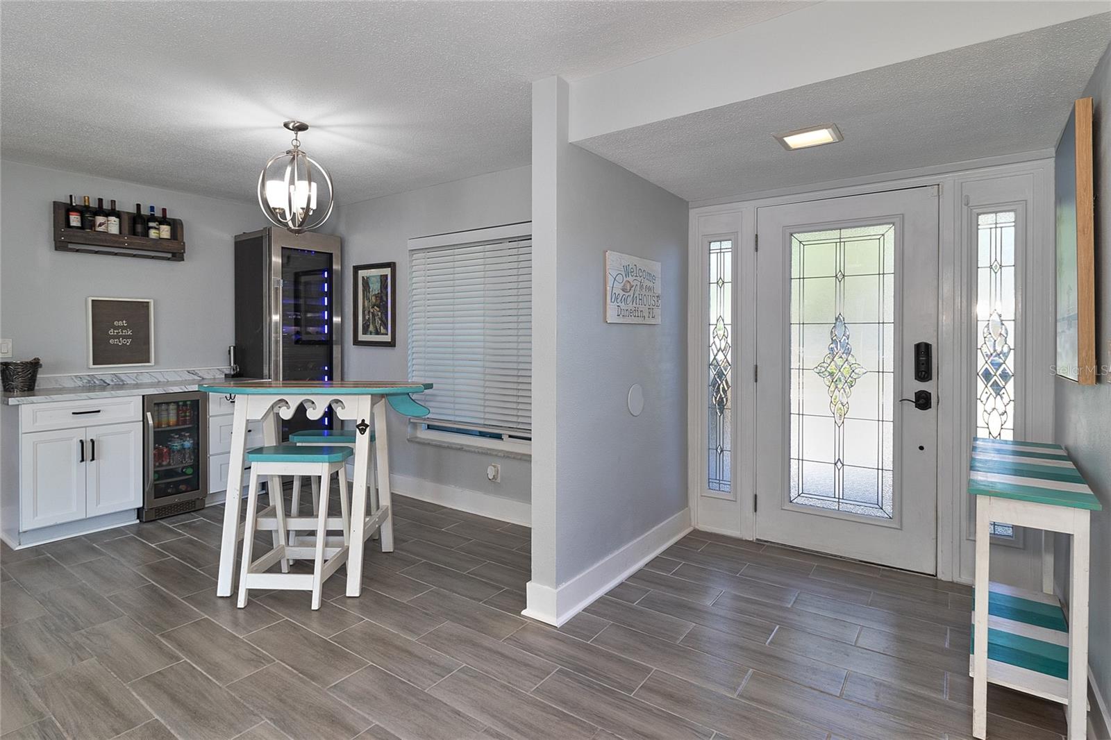 Image 5 of 38 For 2376 Armour Drive