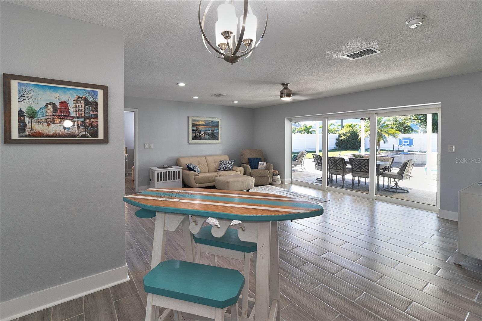 Image 8 of 38 For 2376 Armour Drive