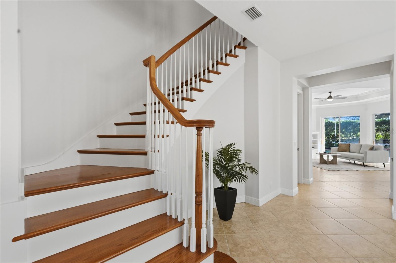 Image 16 of 47 For 7244 Orchid Island Place