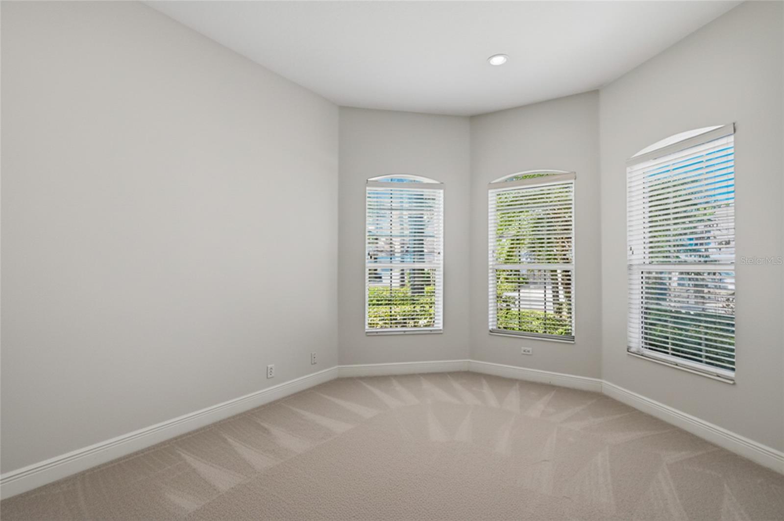 Image 29 of 47 For 7244 Orchid Island Place