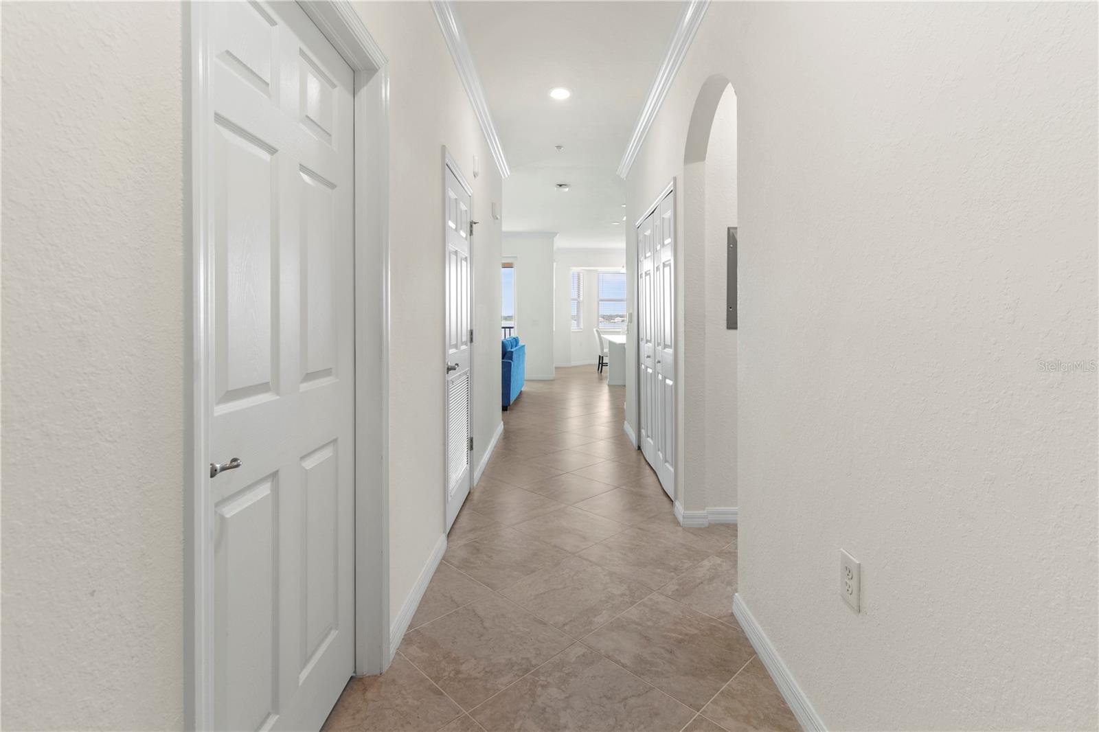 Image 10 of 77 For 1030 Tidewater Shores Loop 401