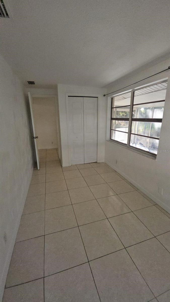 Image 29 of 33 For 4208 8th Street Court E