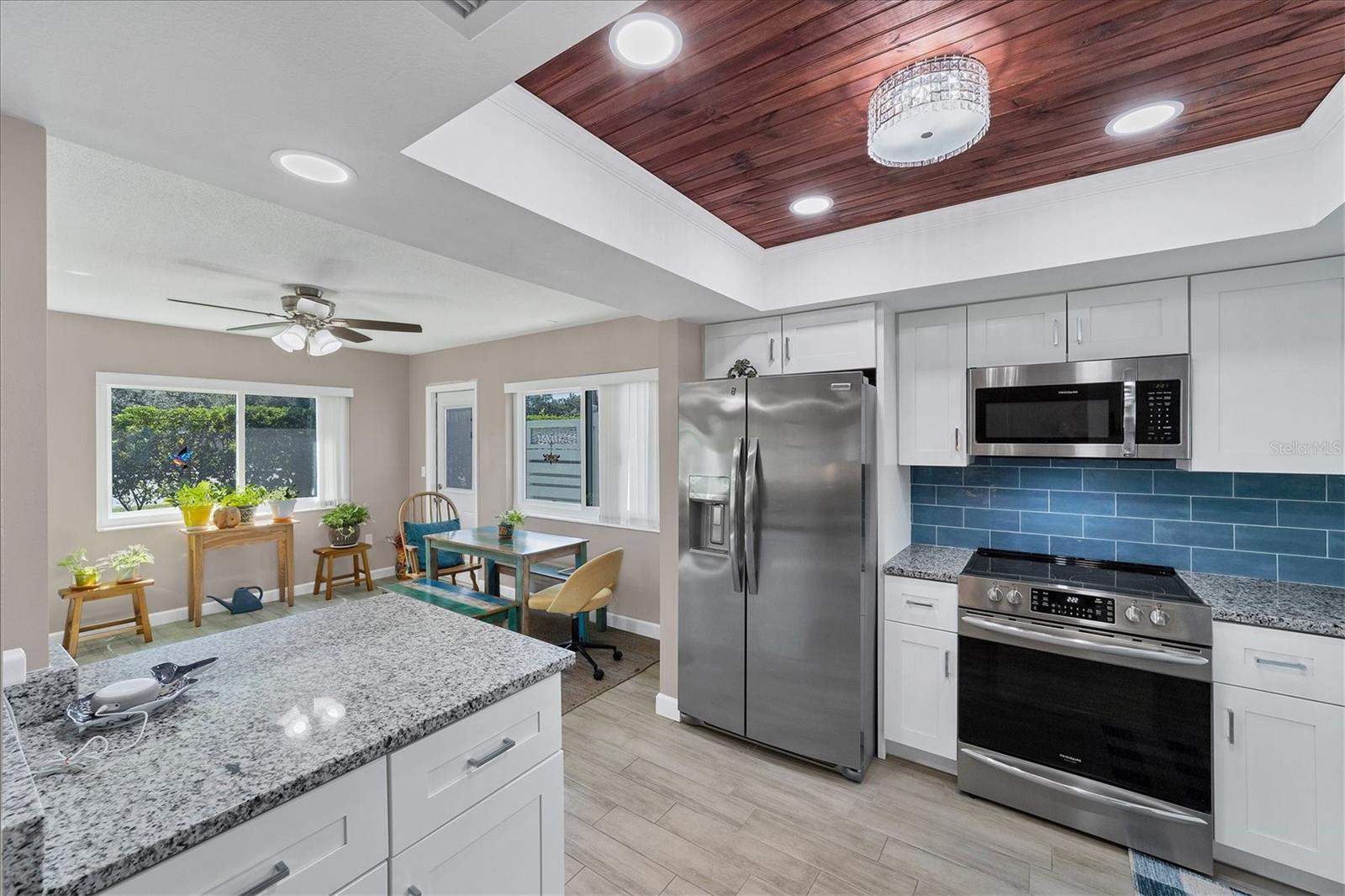 Image 10 of 45 For 3806 Roxane Boulevard 161