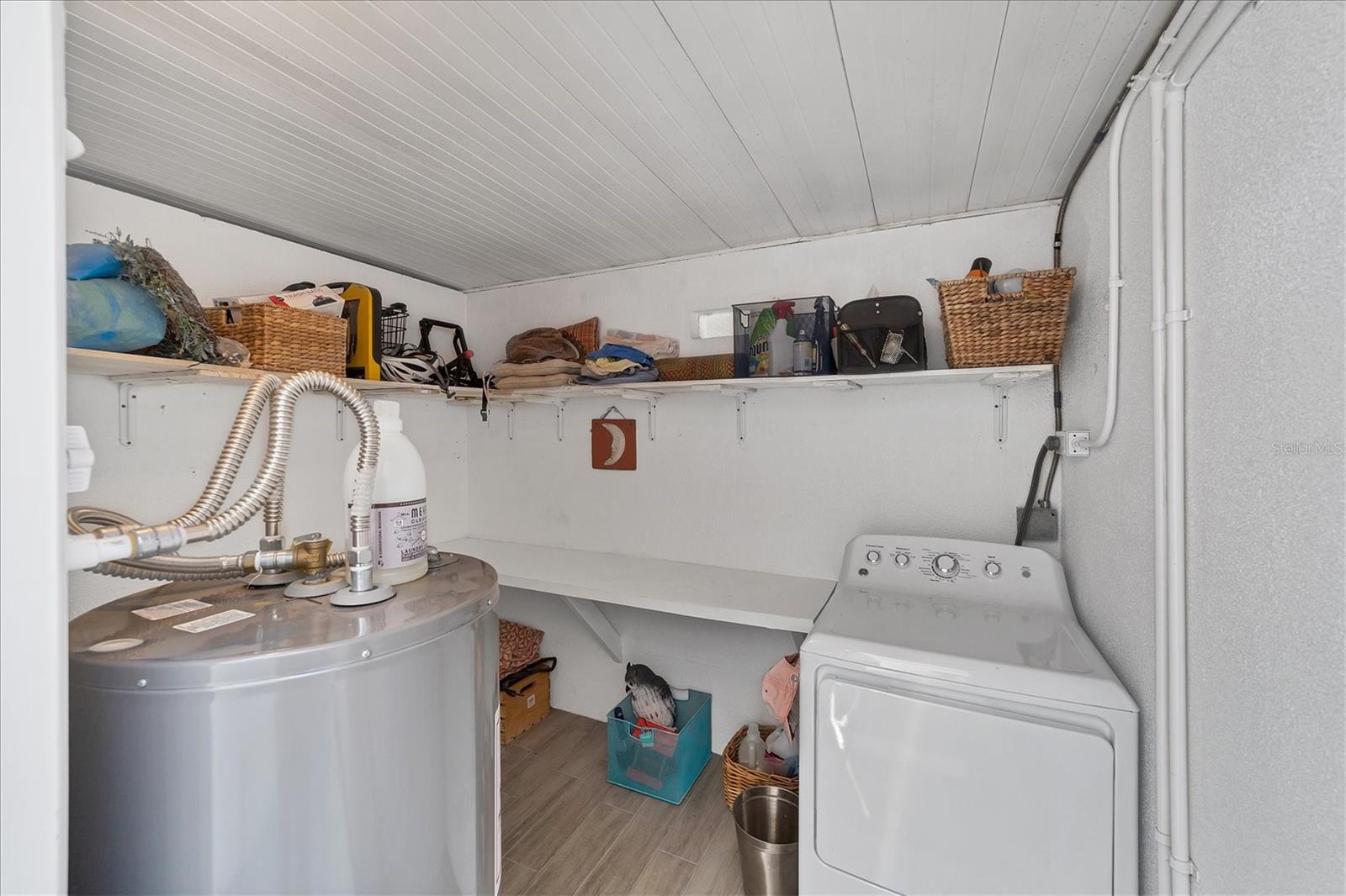 Image 23 of 45 For 3806 Roxane Boulevard 161