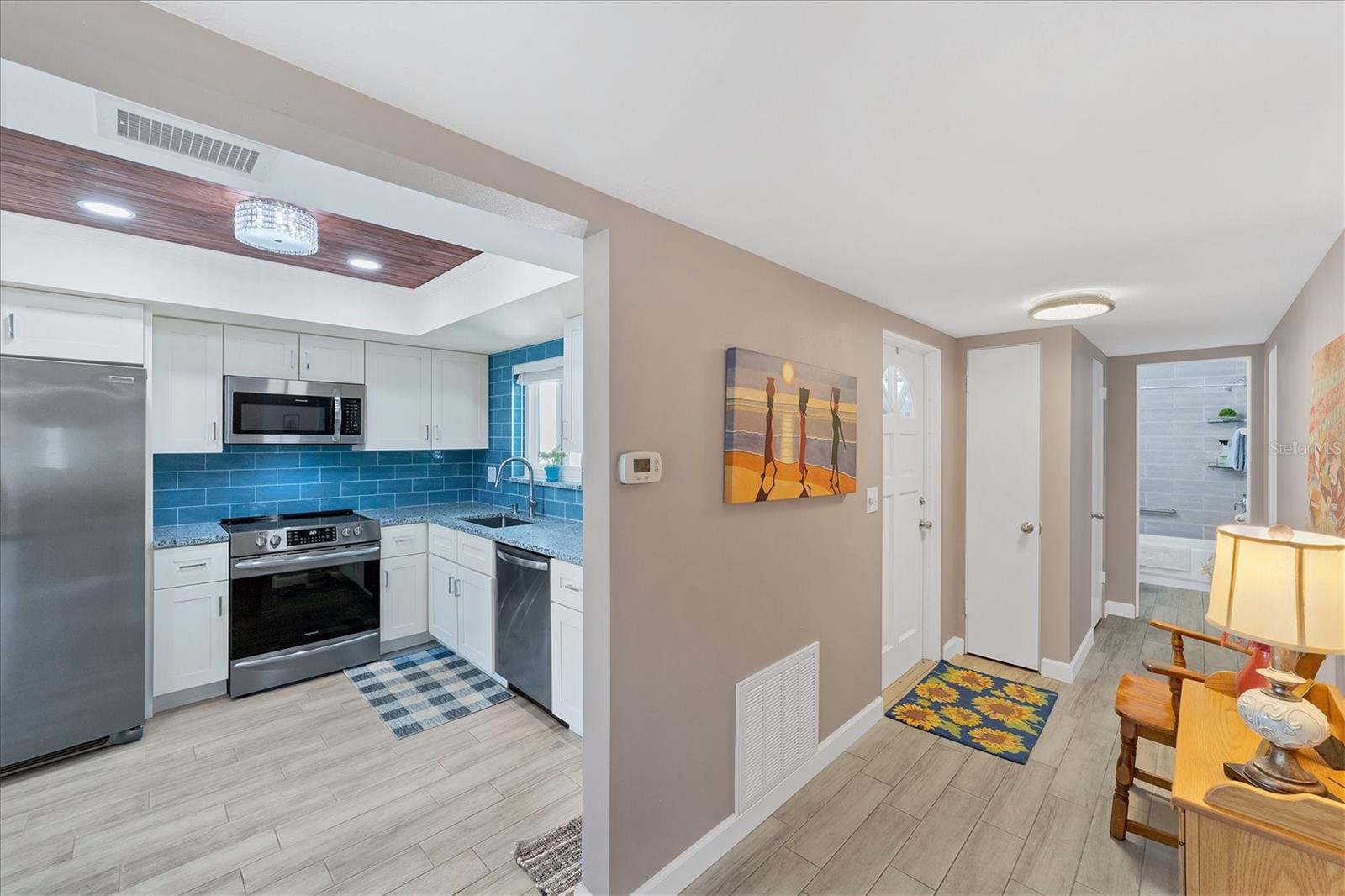 Image 7 of 45 For 3806 Roxane Boulevard 161