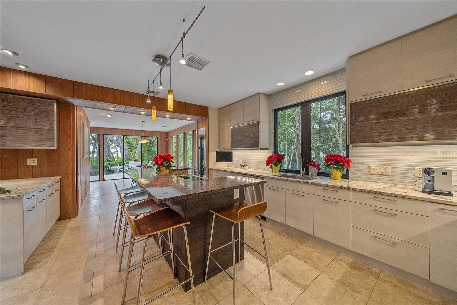 Image 19 of 81 For 3348 Old Oak Drive