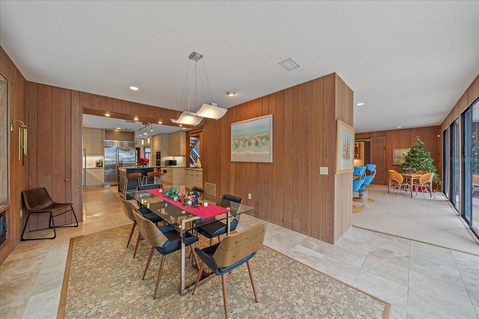 Image 25 of 81 For 3348 Old Oak Drive