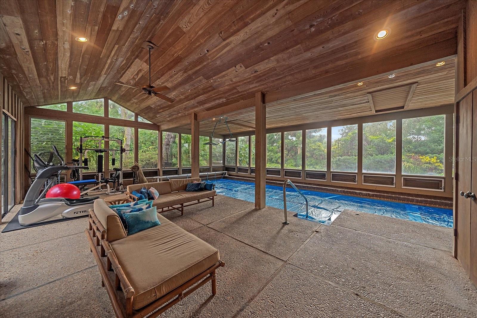 Image 34 of 81 For 3348 Old Oak Drive