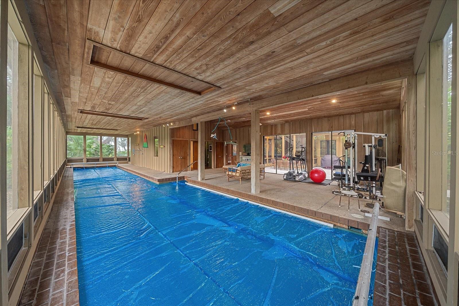 Image 35 of 81 For 3348 Old Oak Drive